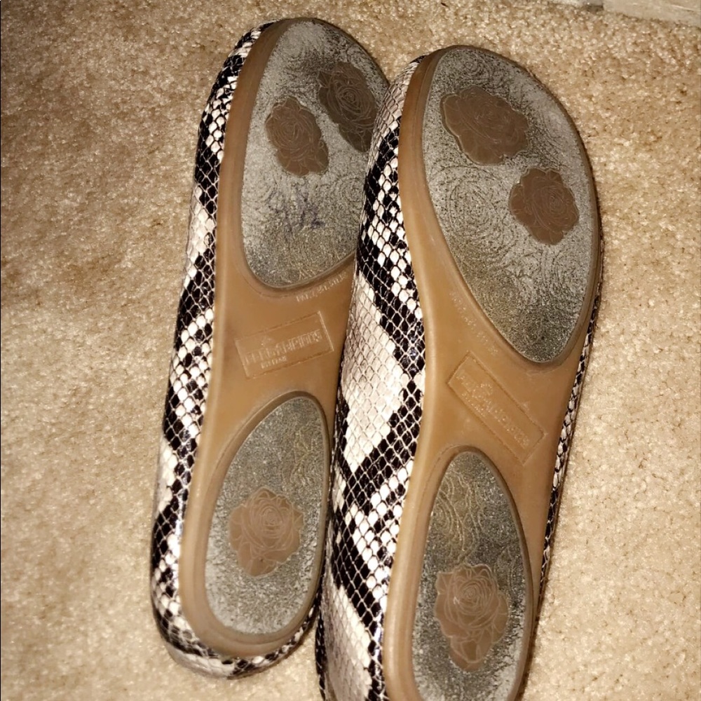 Women’s Python Print Flats - Picture 4 of 4